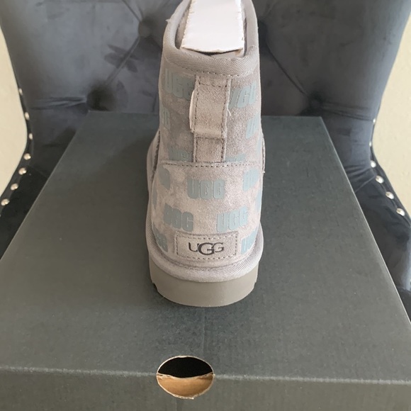 Ugg mini boots - Picture 5 of 7